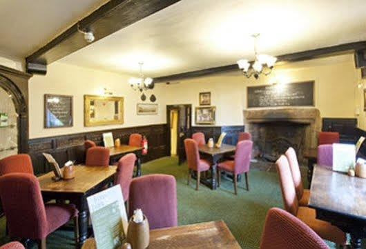 Red Lion By Greene King 3*