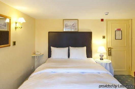 Hotel Red Lion By Greene King Adderbury